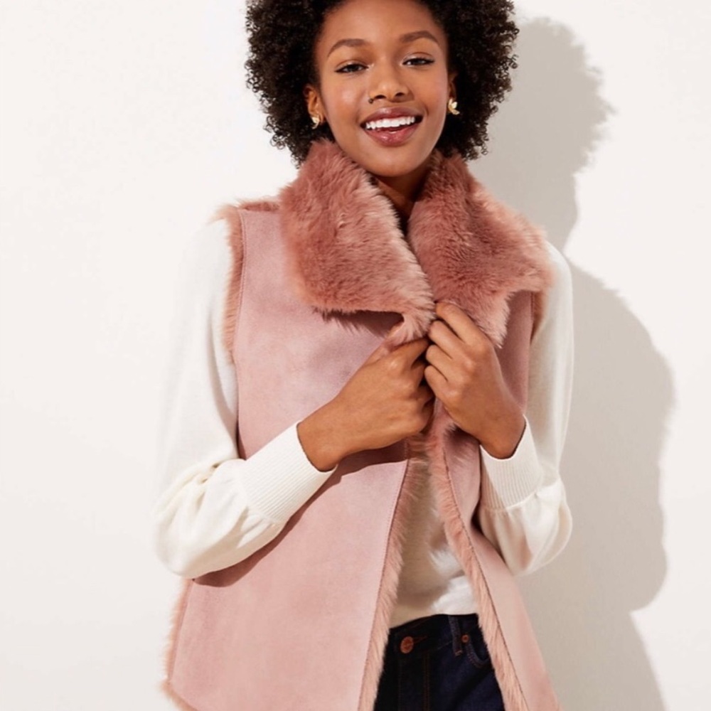 LOFT Reversible Faux Shearling Vest in Rosy Mauve